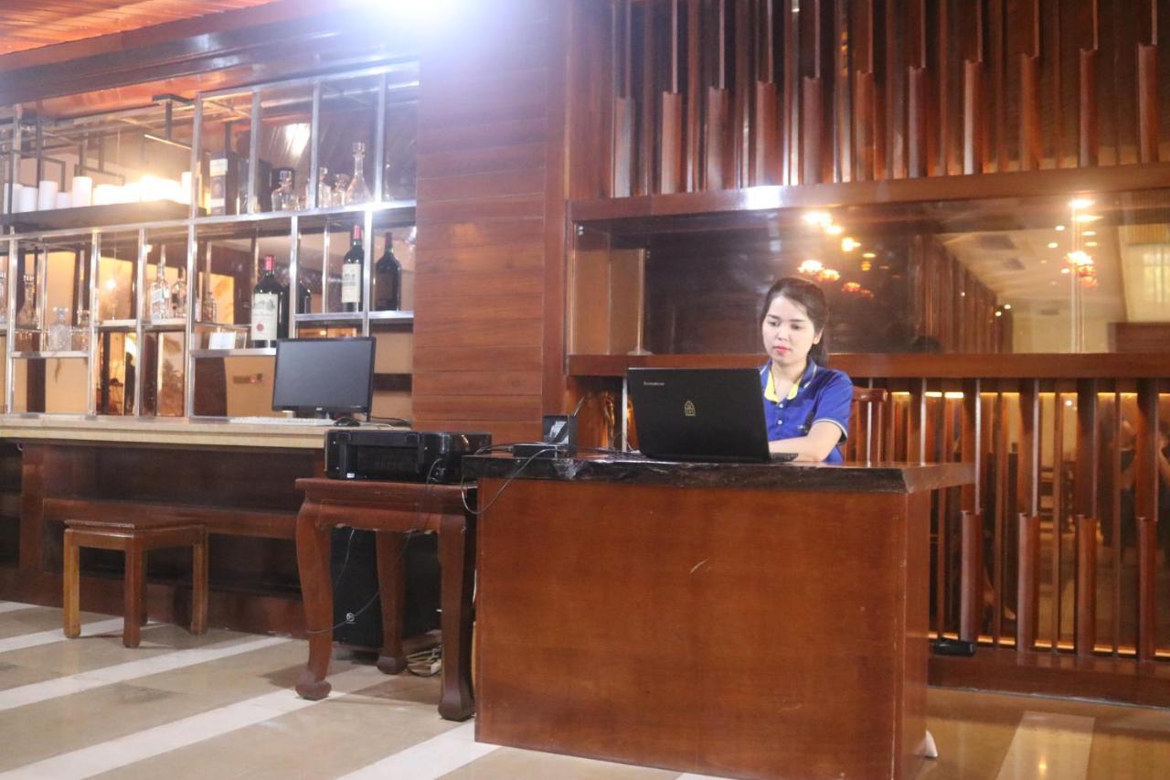Chang Palace Vientiane Eksteriør bilde